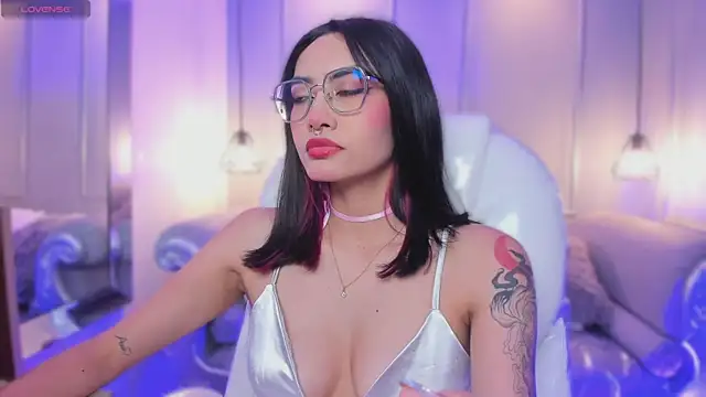 AzuraKindong online show from 03-06-26, 07:32