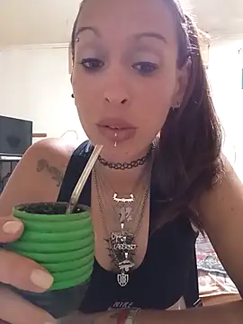 Zorrita Fox online show from 12-23-25, 01:14