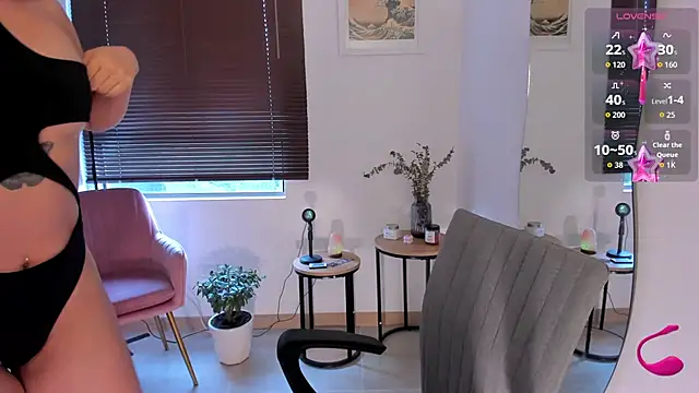 ameliegraham online show from 09-17-25, 07:48