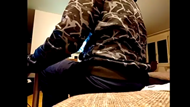 Pegg-fist-me online show from 11-16-25, 03:12