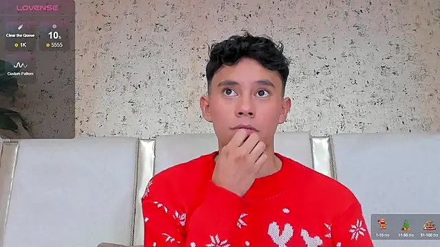 Angel esteban fx online show from 12-22-24, 03:44