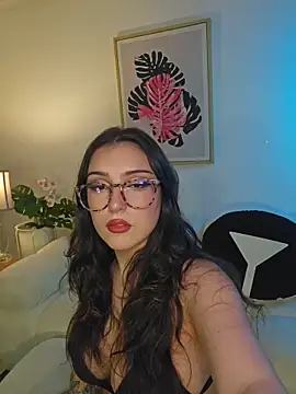 Snapshot of freya_bella_ chatting on 03-17-26, 08:06 freya bella online show from 03-17-26, 08:06