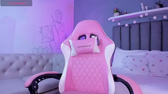 atenea jones online show from 12-15-25, 07:29