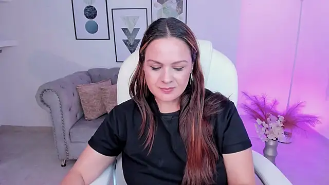 Aida adams online show from 12-19-24, 10:10