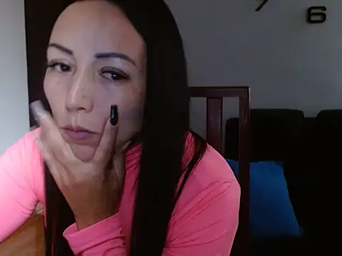 Laura martin  online show from 01-25-25, 11:00