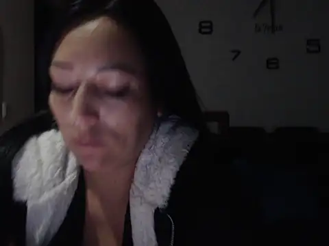 Laura martin  online show from 03-12-25, 12:31