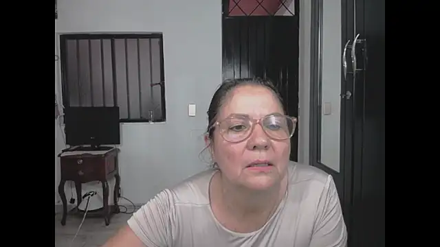 Stepmom slut 50 online show from 02-19-26, 07:21