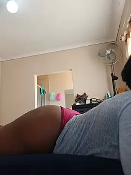 curvybigAssxx online show from 07-08-26, 07:02