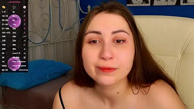 Snapshot of WinryRoss chatting on 03-26-26, 04:40 WinryRoss online show from 03-26-26, 04:40