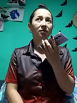 emilypoppy3 online show from 01-14-25, 03:57