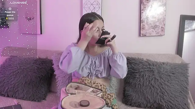 Murieel 69 online show from 10-07-25, 07:22