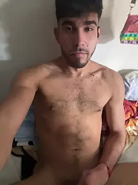 Snapshot of rich212002 chatting on 03-10-25, 05:07 rich212002 online show from 03-10-25, 05:07