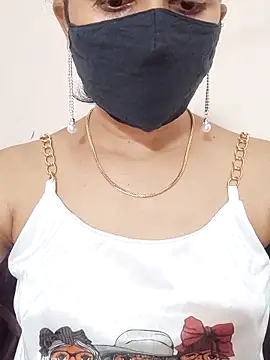 Snapshot of Angleannie chatting on 10-04-25, 03:43 Angleannie online show from 10-04-25, 03:43