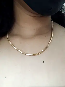 Snapshot of Angleannie chatting on 10-31-25, 01:56 Angleannie online show from 10-31-25, 01:56