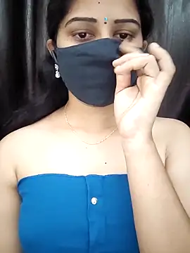 Snapshot of Angleannie chatting on 11-08-25, 04:29 Angleannie online show from 11-08-25, 04:29