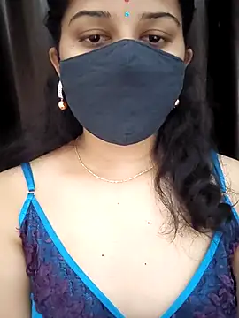 Snapshot of Angleannie chatting on 11-15-25, 04:36 Angleannie online show from 11-15-25, 04:36