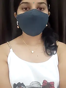 Snapshot of Angleannie chatting on 12-01-25, 06:35 Angleannie online show from 12-01-25, 06:35