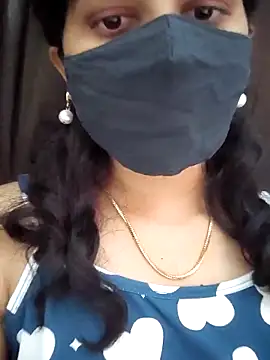 Snapshot of Angleannie chatting on 12-02-25, 04:13 Angleannie online show from 12-02-25, 04:13