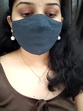 Snapshot of Angleannie chatting on 12-18-25, 04:35 Angleannie online show from 12-18-25, 04:35