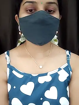 Snapshot of Angleannie chatting on 01-18-26, 04:33 Angleannie online show from 01-18-26, 04:33