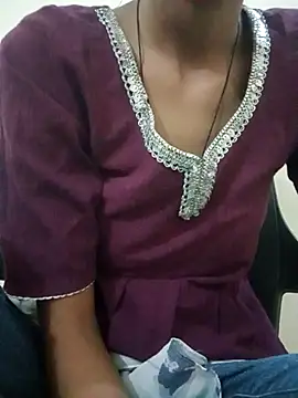 Snapshot of Kumkum_36 chatting on 04-11-26, 08:18 Kumkum 36 online show from 04-11-26, 08:18