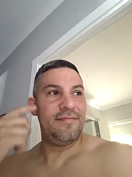 Snapshot of antonioM84 chatting on 03-06-25, 11:47 antonioM84 online show from 03-06-25, 11:47