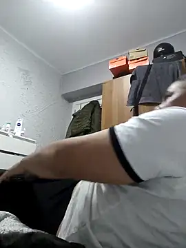 Snapshot of antonioM84 chatting on 03-19-25, 12:15 antonioM84 online show from 03-19-25, 12:15