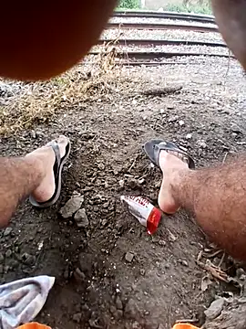 Snapshot of carlos40404 chatting on 03-04-25, 03:15 carlos40404 online show from 03-04-25, 03:15