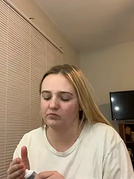 cammy2 online show from 12-31-24, 11:39
