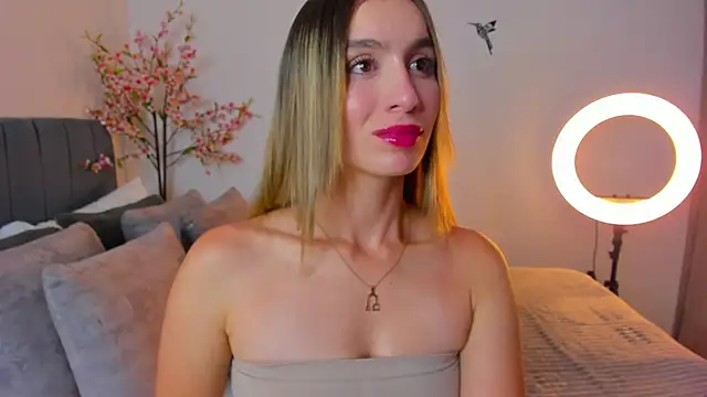 im sarah34 online show from 12-31-24, 09:10