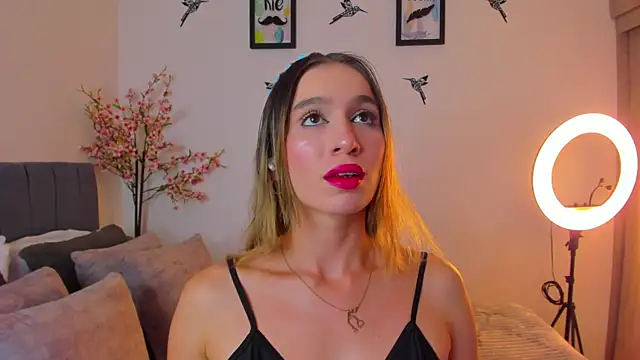 im sarah34 online show from 01-22-25, 04:02