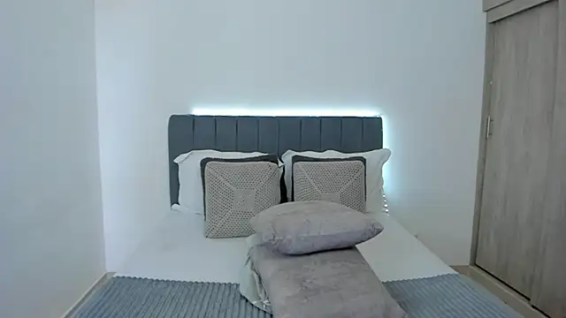 im sarah34 online show from 05-01-26, 05:17