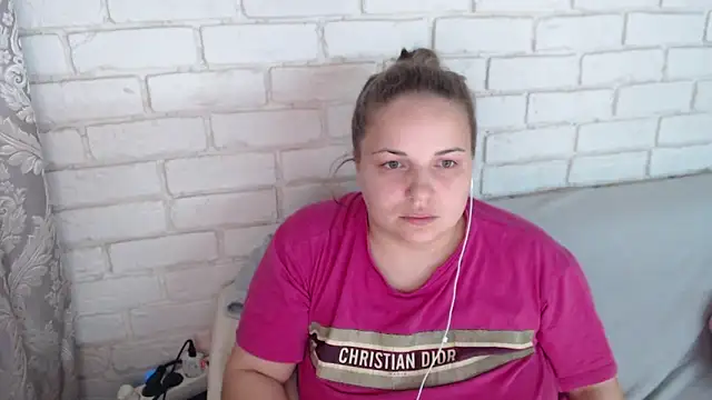 Snapshot of Crazyy_girl_ chatting on 11-06-25, 03:35 Crazyy girl online show from 11-06-25, 03:35