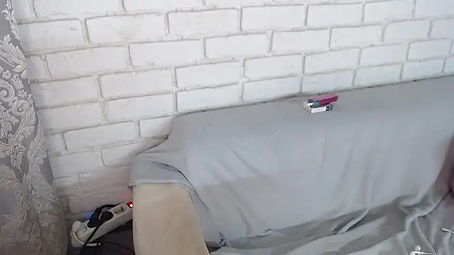 Snapshot of Crazyy_girl_ chatting on 11-09-25, 02:26 Crazyy girl online show from 11-09-25, 02:26