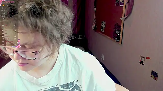Snapshot of Sashy_Way chatting on 01-11-25, 08:11 Sashy Way online show from 01-11-25, 08:11