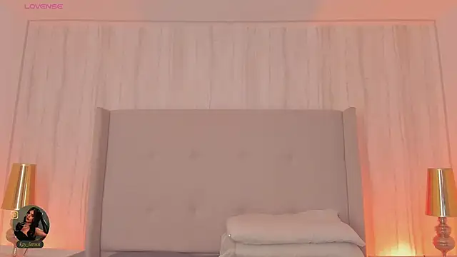 kaylarossi online show from 05-05-26, 06:27