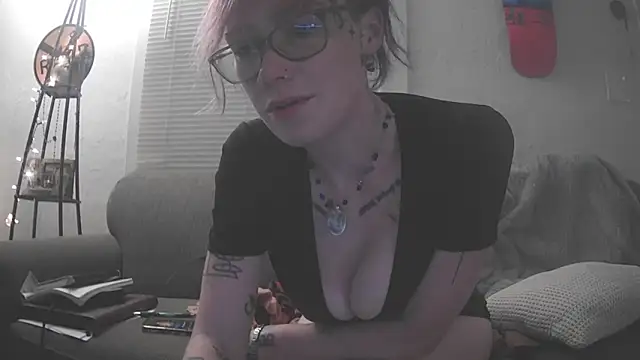 Emily0903 online show from 05-04-26, 02:07