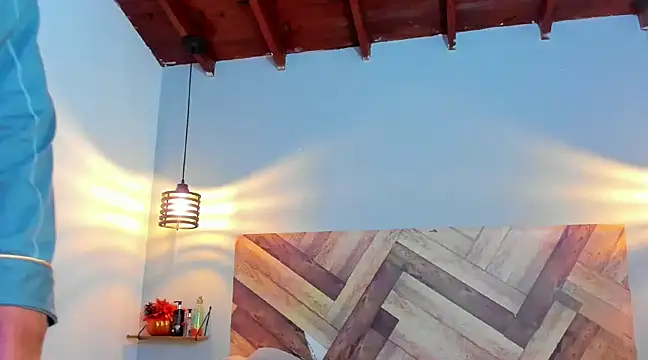 EmmilyBrant online show from 01-10-25, 05:58