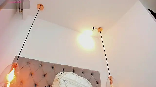 AnnPrices online show from 02-21-25, 07:21
