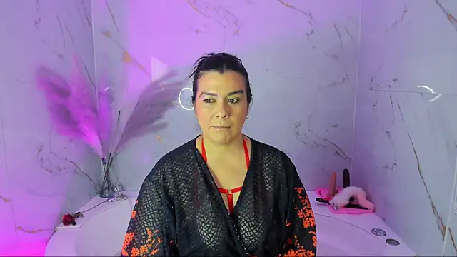 martina foxy  online show from 02-02-25, 12:24