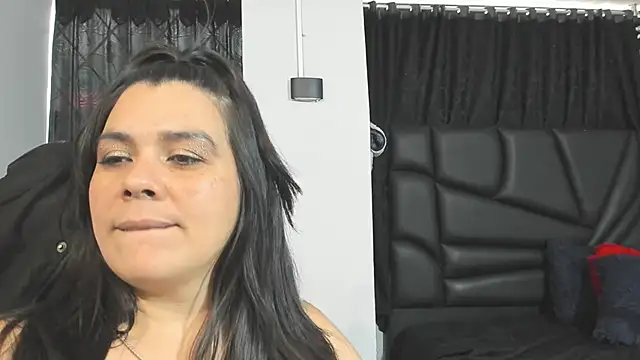 martina foxy  online show from 02-03-25, 09:18