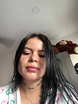 ivanna rivera online show from 12-26-24, 01:43