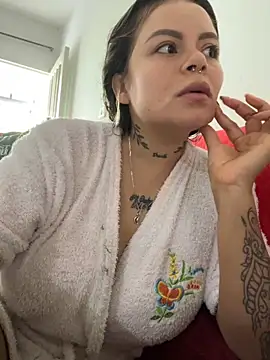 ivanna rivera online show from 10-04-25, 03:21