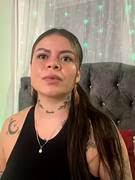 Snapshot of ivanna_rivera chatting on 11-16-25, 04:23 ivanna rivera online show from 11-16-25, 04:23