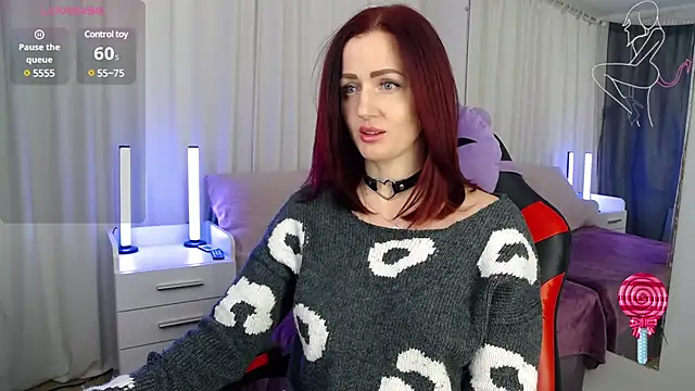ElisaJane online show from 12-14-24, 08:18