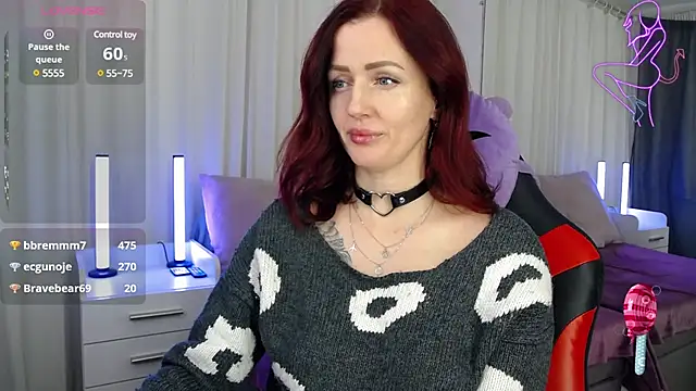 ElisaJane online show from 12-21-24, 12:20