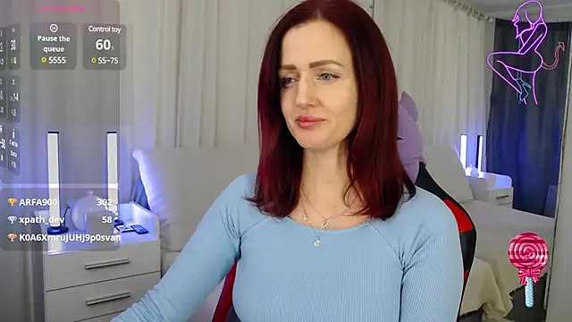 ElisaJane online show from 01-10-25, 01:21