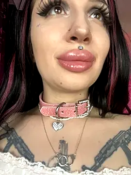 Molly  Moon online show from 12-05-24, 08:33