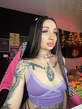 Molly  Moon online show from 12-18-24, 05:26