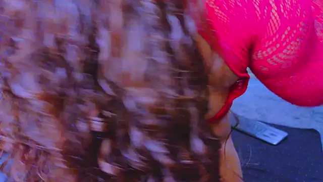 Isa  Blanc online show from 09-16-25, 12:11